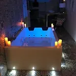 L'appar Du Grand Bois - Jacuzzi - דירה *