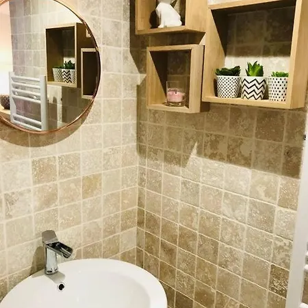 L'appar Du Grand Bois - Jacuzzi - * Soucelles